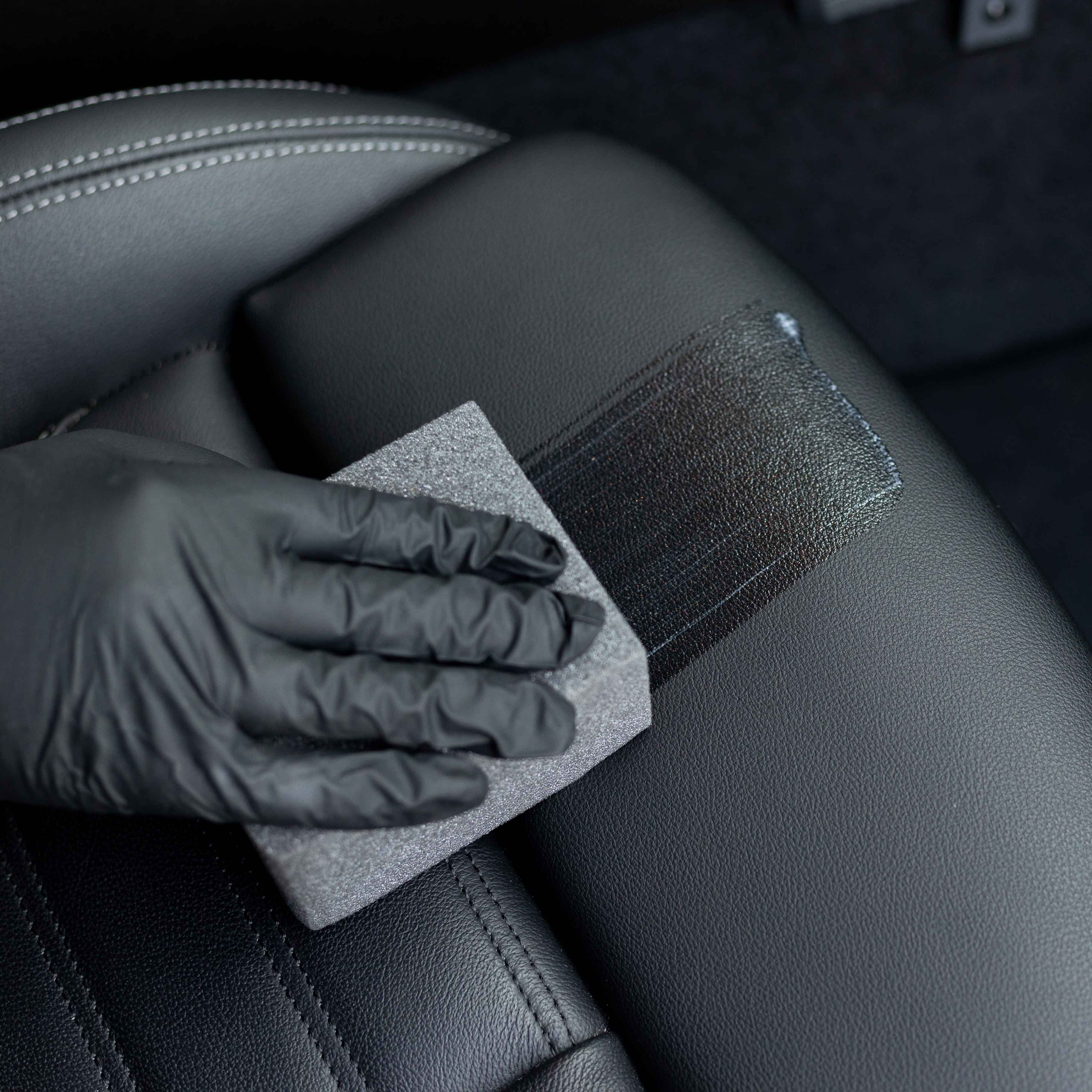 Leather Care-014 kopie.jpg